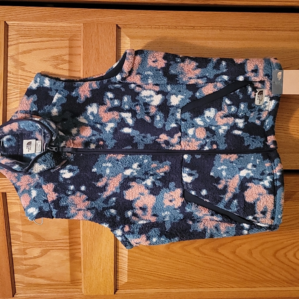 North face vest